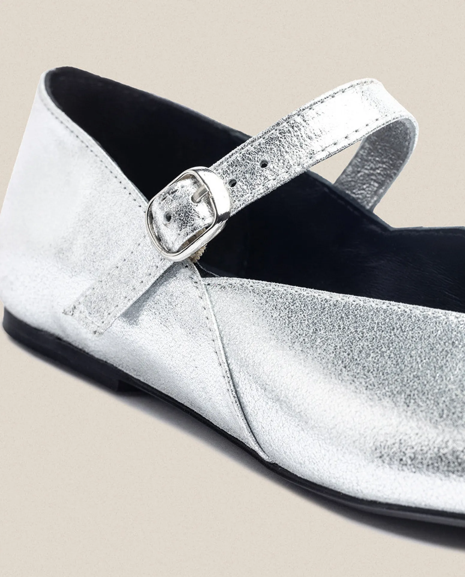 Chaussure Plate ARI-001 Argenté