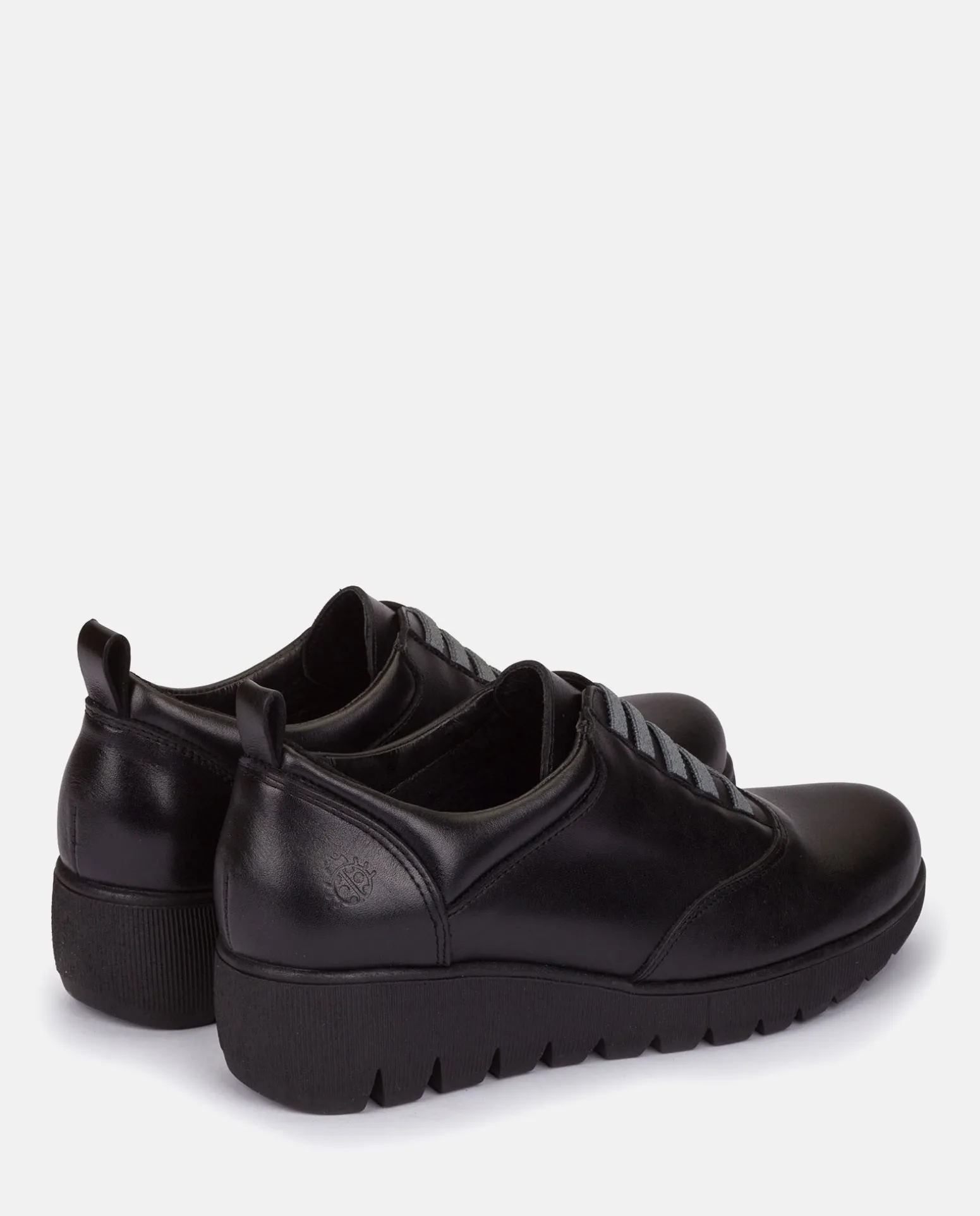 Chaussure Plate ATENAS-035 Gris