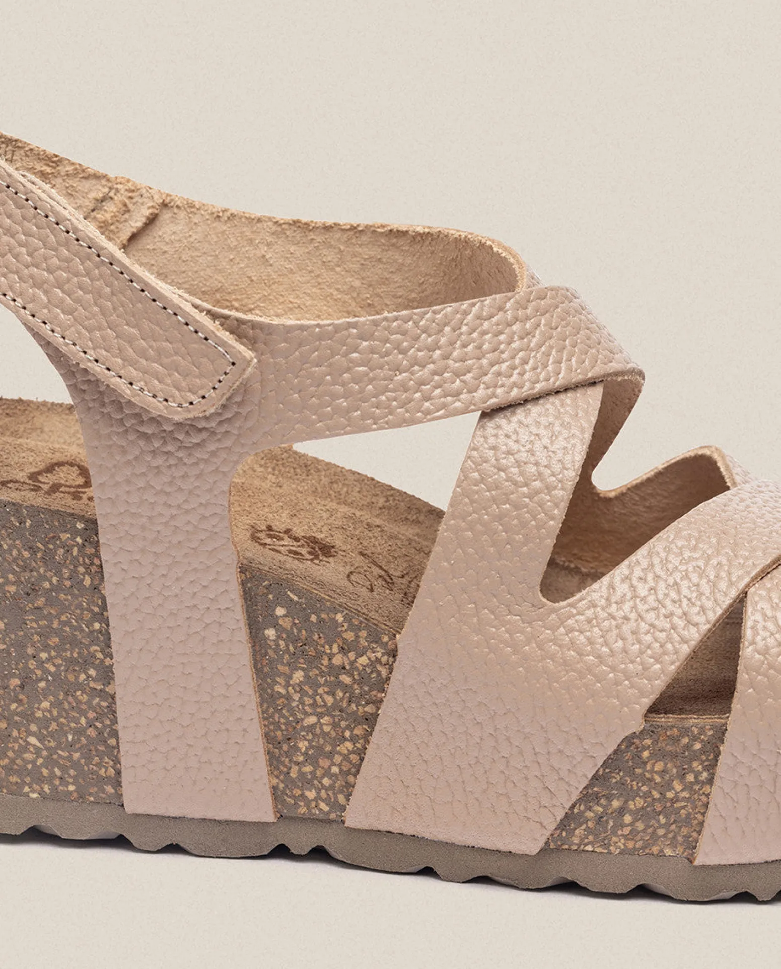 Sandale à Semelle Compensée BARI-303 Beige